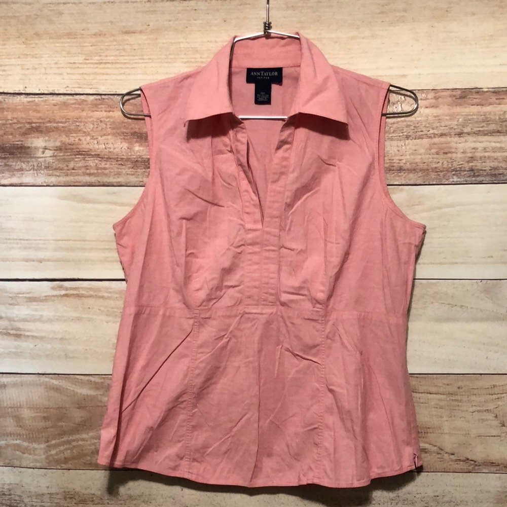 Ann Taylor Petites Side Zip V-Neck Sleeveless Top